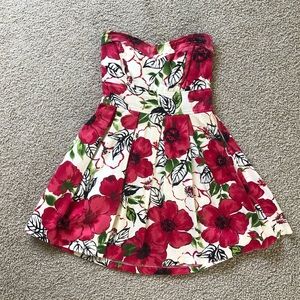Eva Rose Pink & White Floral Strapless Empire Waist Swing Dress - Small